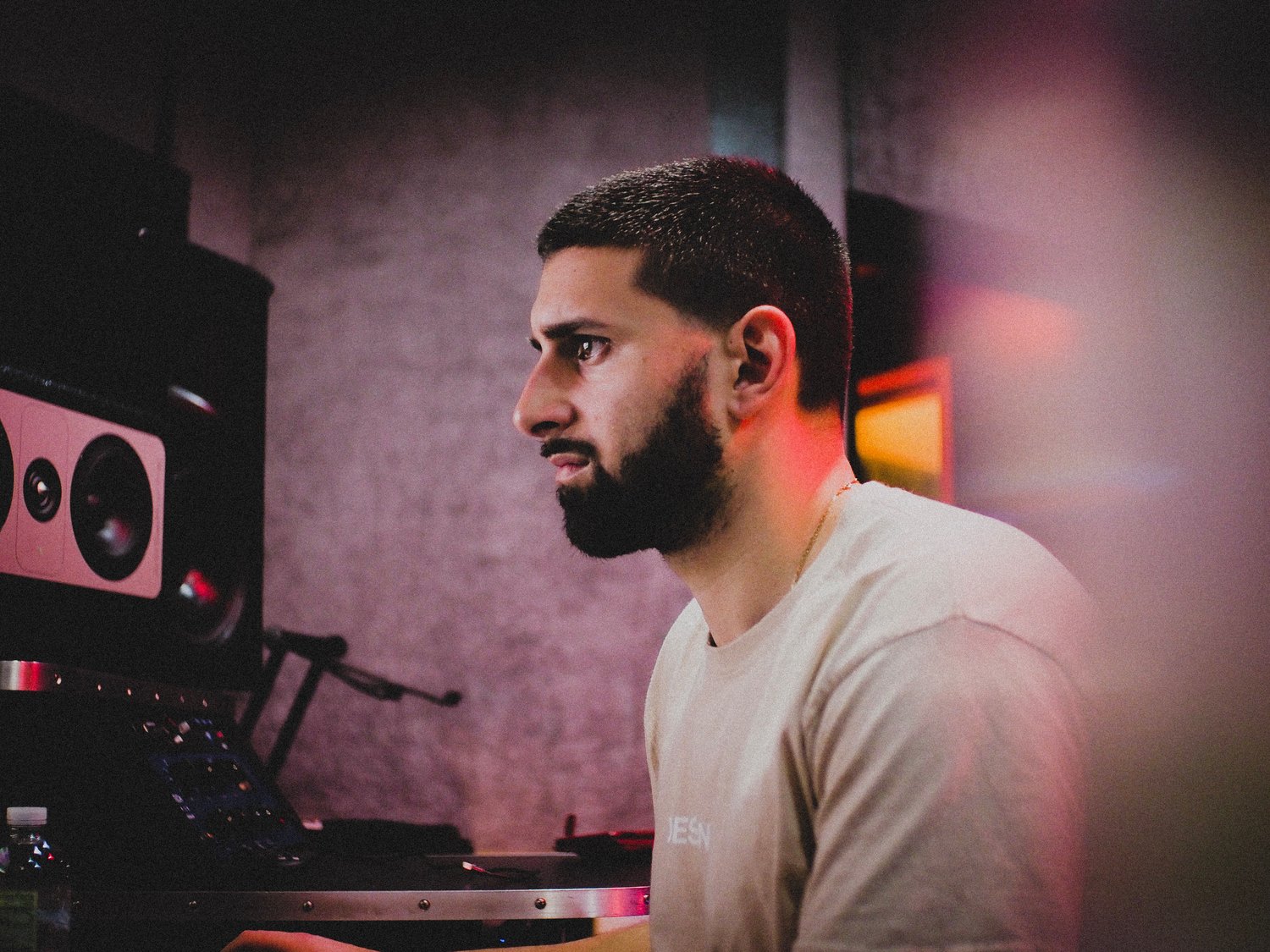 Currently, Dacota is a freelance
recording and mixing engineer out 
of his Rhode Island-based studio